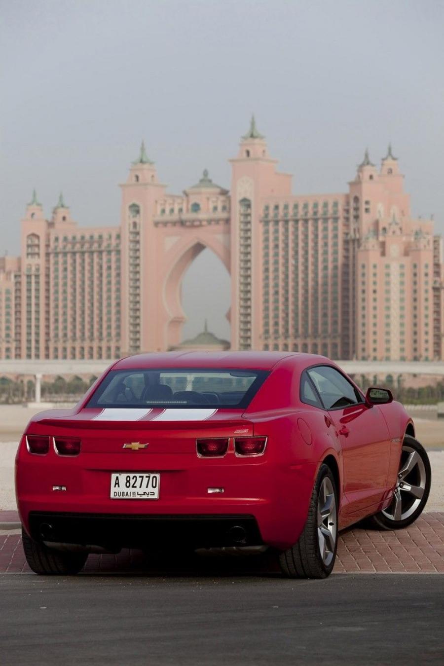  Chevrolet Camaro 2010 года  (фото 16 из 370)